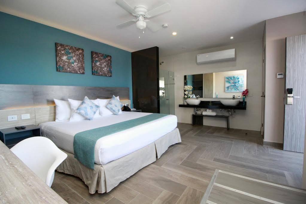 Illusion Xpress I Attraction Hotel Deluxe Плайя-дель-Кармен Екстер'єр фото